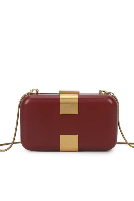 Tarak Burgundy Detachable Chain Bag