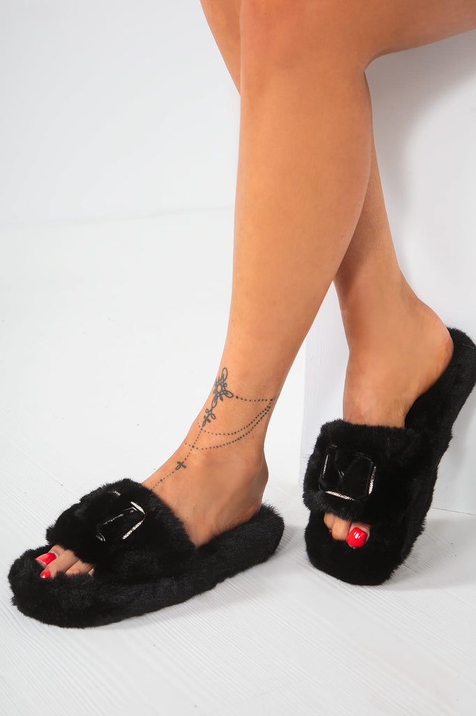 Faye Black Faux Fur Slippers