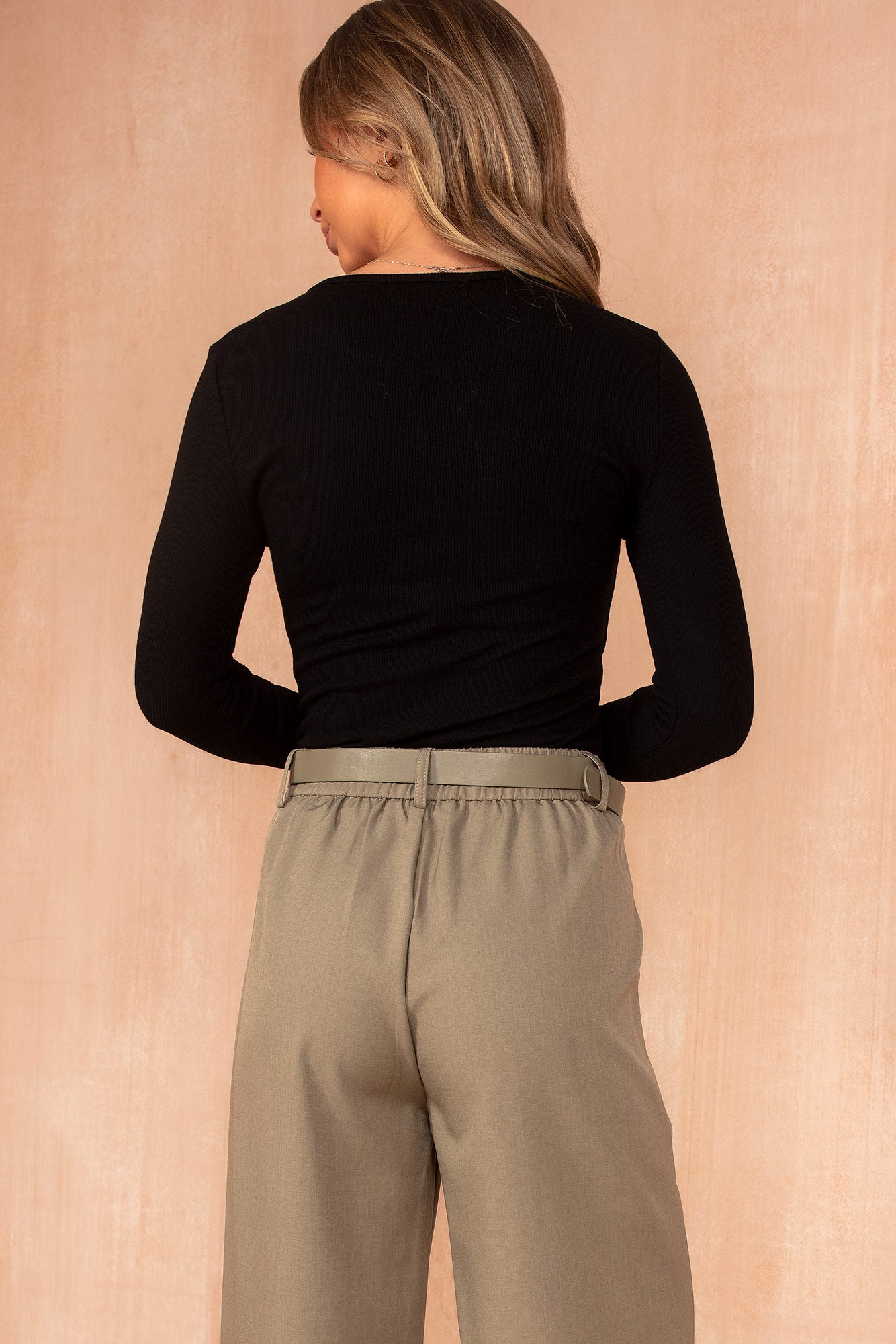 Griselda Black Ribbed Top