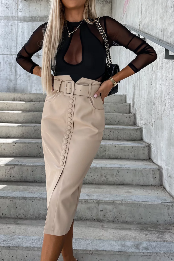 Beige leather skirt with zip best sale