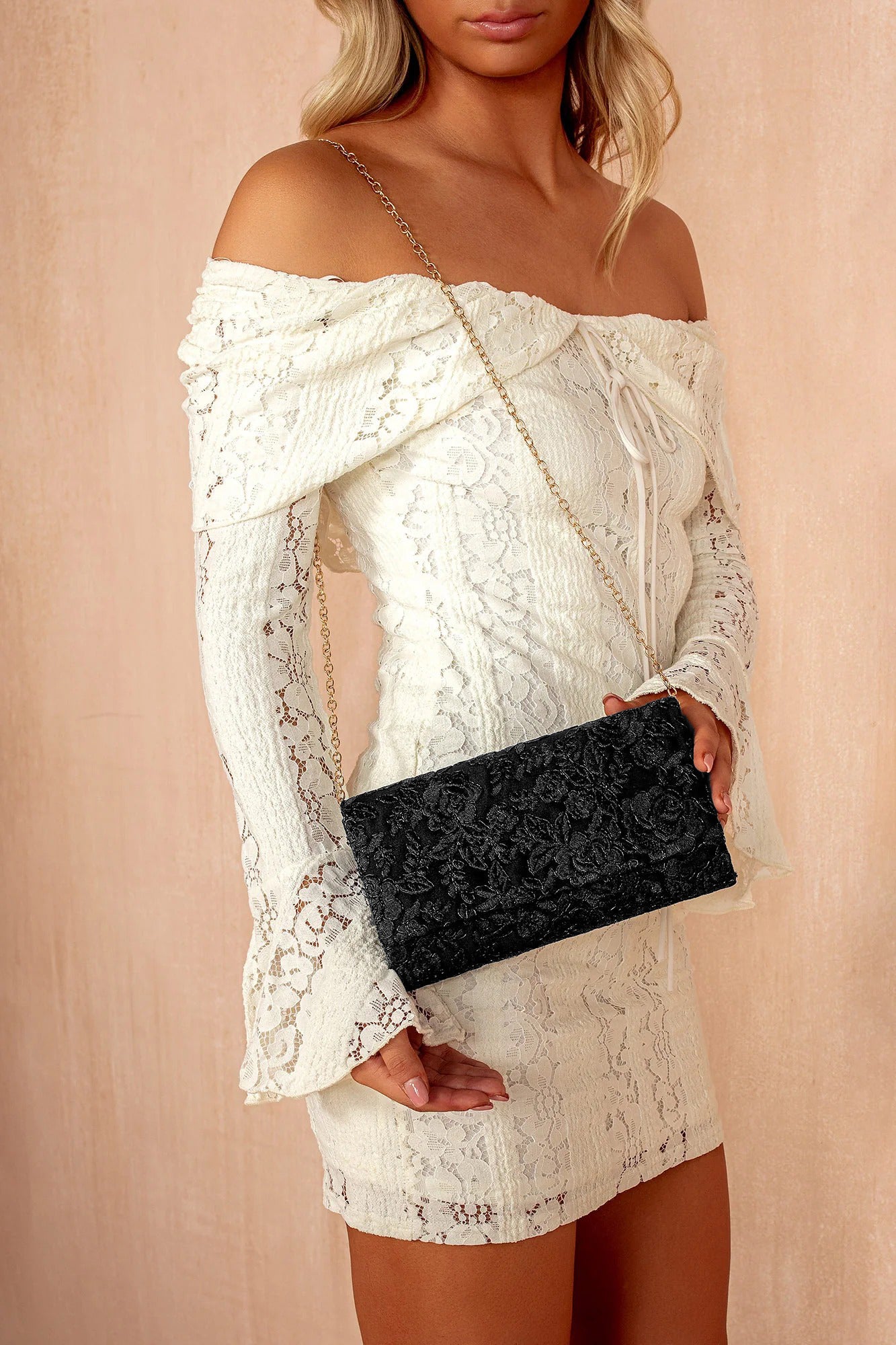 Talia Black 3D Floral Detachable Chain Bag