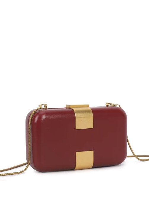 Tarak Burgundy Detachable Chain Bag