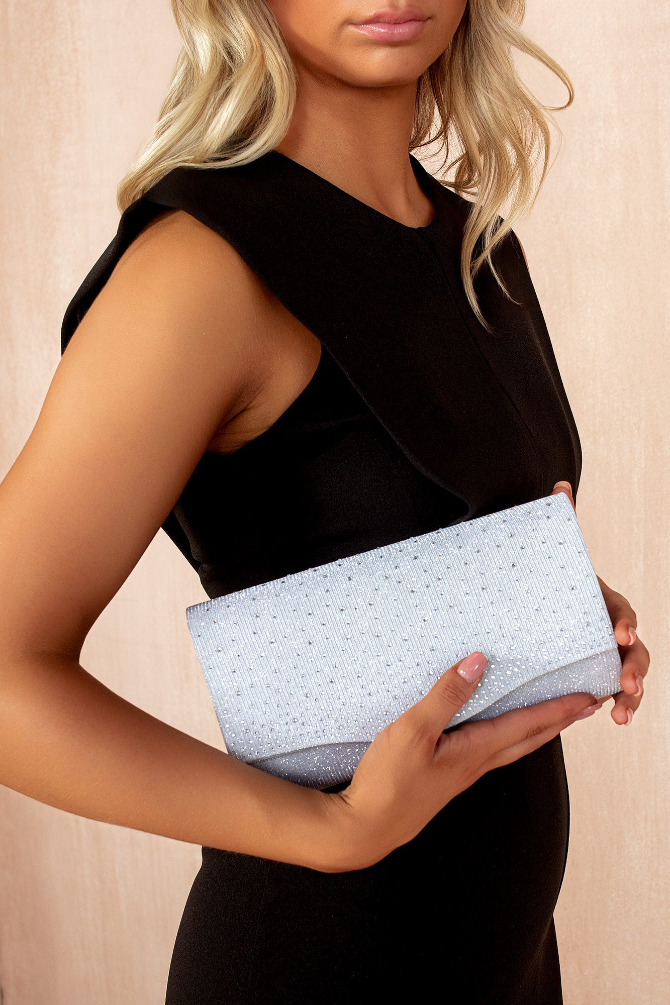 Bag Schwarze Clutch Mit Silber CHANEL 19 Clutch Mit Kette