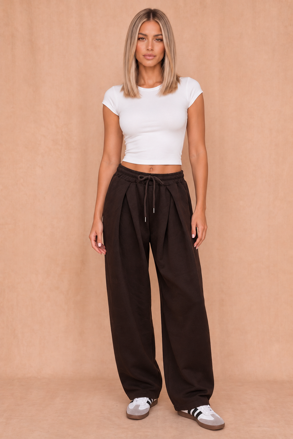 Vivianna Chocolate Pleated Joggers